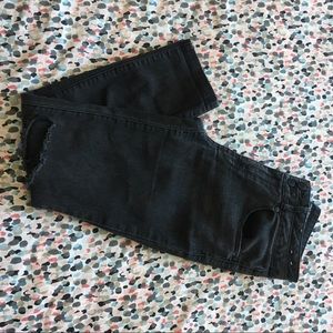 Skinny ripped jeans 👖